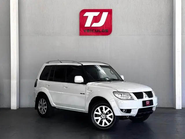 Carro Mitsubishi Pajero TR4 2014 2.0 16V 4X4 (Flex) (Aut)