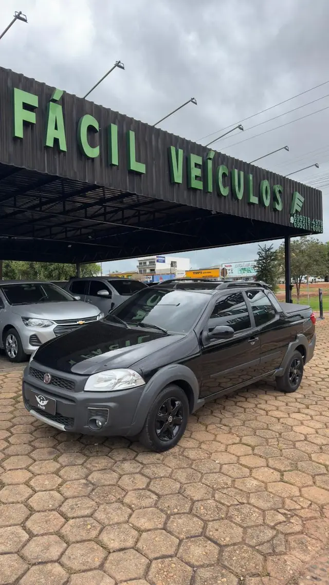 Carro Fiat Strada 2016 Working 1.4 (Flex) (Cabine Dupla)