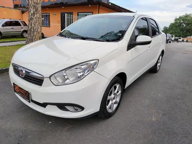Carro Fiat Grand Siena 2015 Evo Attractive 1.4 8V (Flex)