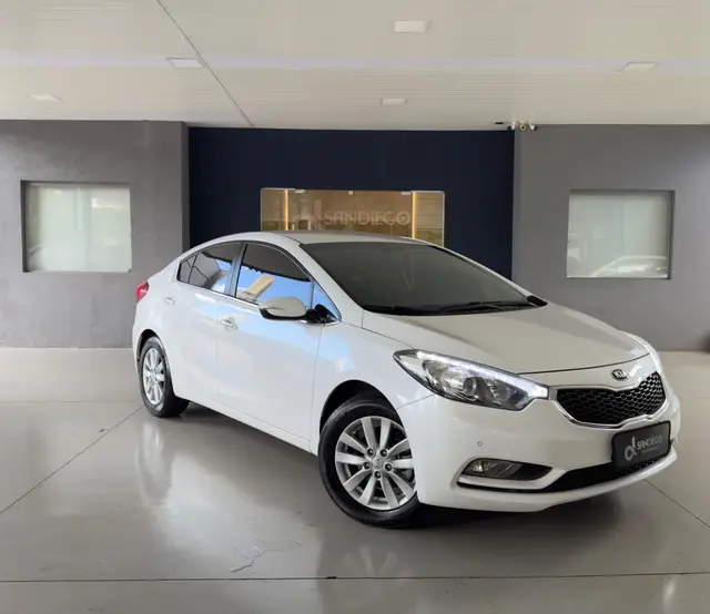 Carro Kia Cerato 2016 SX 1.6 (Aut) (Flex)