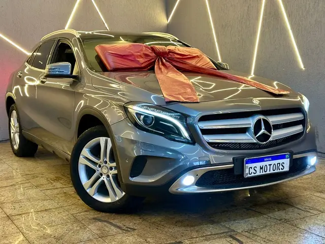 Carro Mercedes-Benz GLA 200 2017 GLA 200 1.6 Enduro