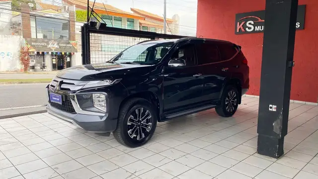 Carro Mitsubishi Pajero Sport 2024 HPE-S 2.4