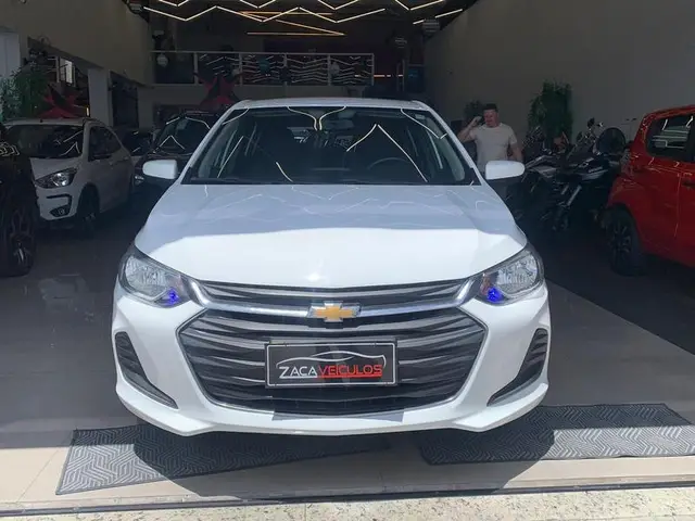 Carro Chevrolet Onix 2023 1.0