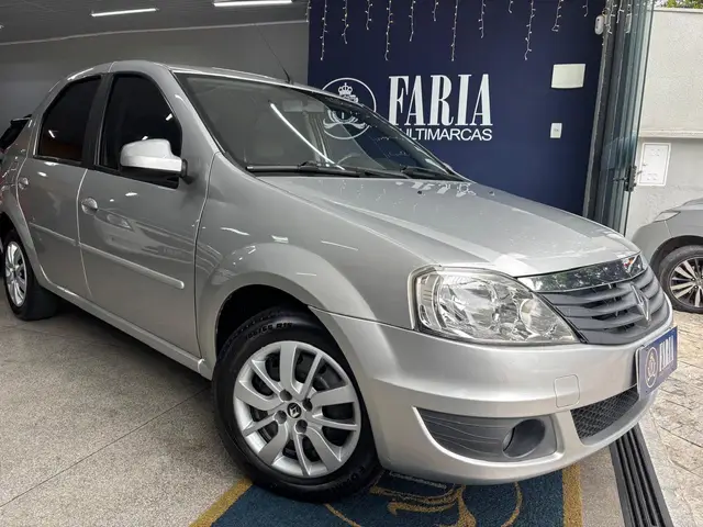 Carro Renault Logan 2013 Expression 1.6 8V Hi-Torque (flex)