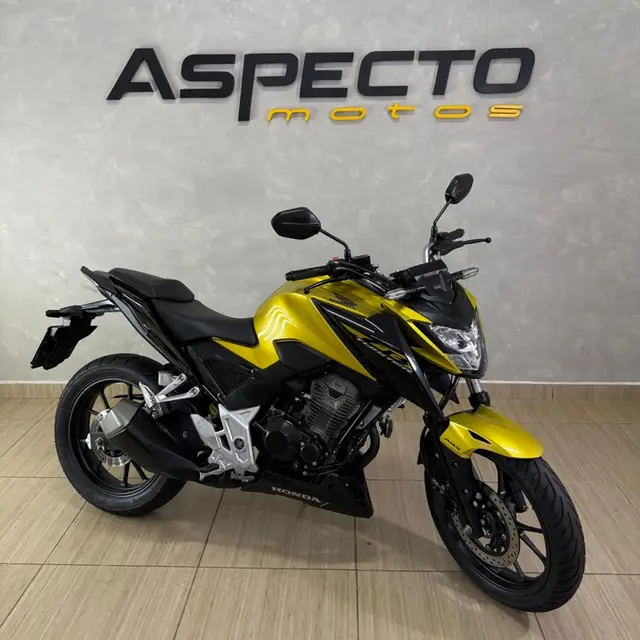 Moto Honda CB 300F Twister 2023 Standard