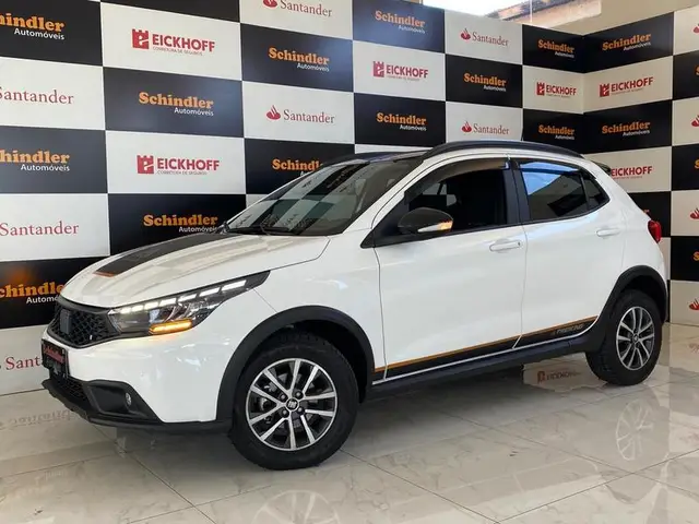 Carro Fiat Argo 2026 Drive 1.3 CVT