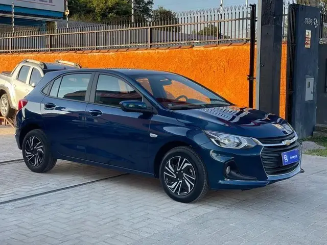 Carro Chevrolet Onix 2024 LT 1.0