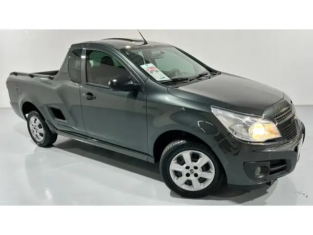 Carro Chevrolet Montana 2019 LS 1.4 (Flex)