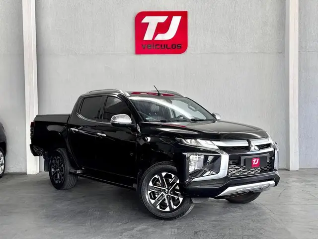 Carro Mitsubishi L200 Triton Sport 2023 HPE-S 2.4