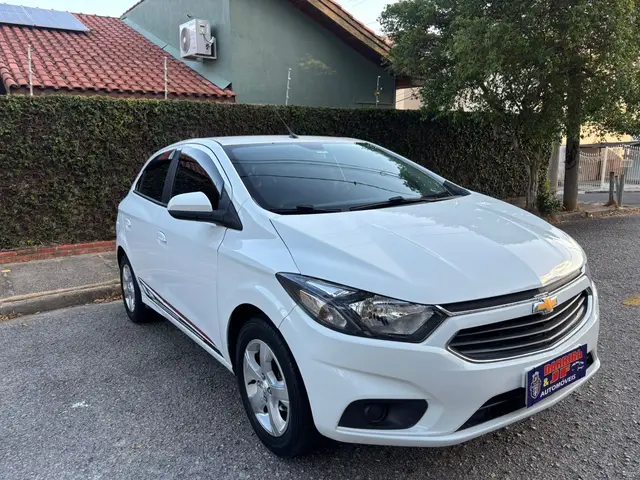 Carro Chevrolet Onix 2019 1.4 LT SPE/4