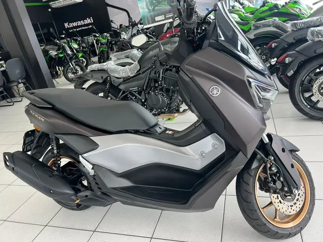 Moto Yamaha NMax 2025 Connected 160 ABS