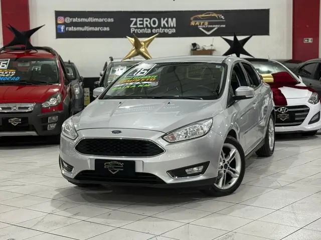 Carro Ford Focus Sedan 2016 Titanium 2.0 PowerShift