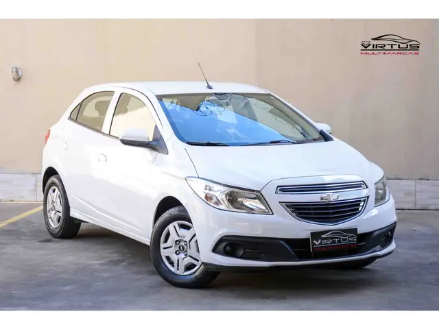 Carro Chevrolet Onix 2013 1.0 LT SPE/4