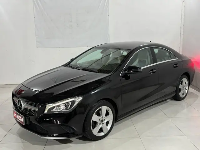 Carro Mercedes-Benz Classe CLA 2019 CLA 180