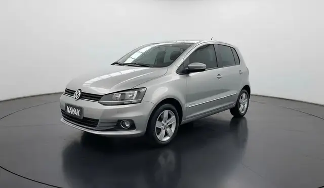 Carro Volkswagen Fox 2018 1.6 16v MSI Highline (Flex)