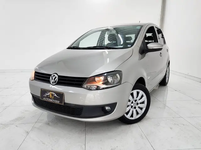 Carro Volkswagen Fox 2012 1.6 VHT (Flex)