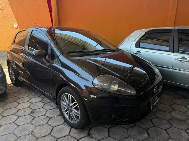 Carro Fiat Punto 2011 Sporting 1.8 16V (Flex)
