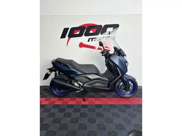Moto Yamaha XMax 2025 250 Connected