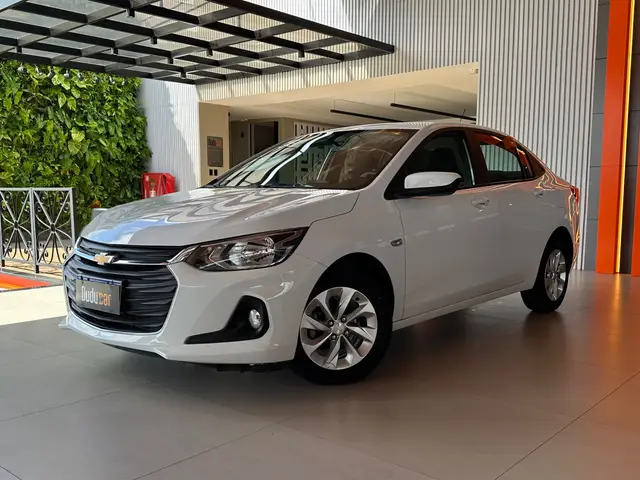 Carro Chevrolet Onix Plus 2022 1.0 LTZ Turbo (Flex)