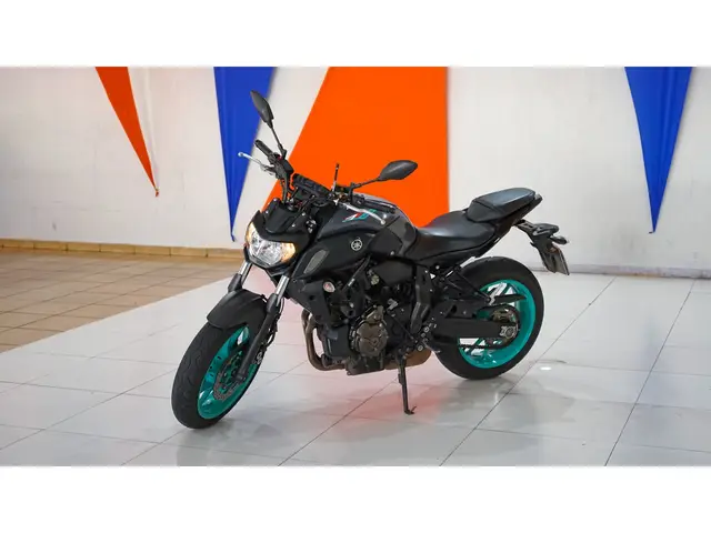 Moto Yamaha MT-07 2024 ABS
