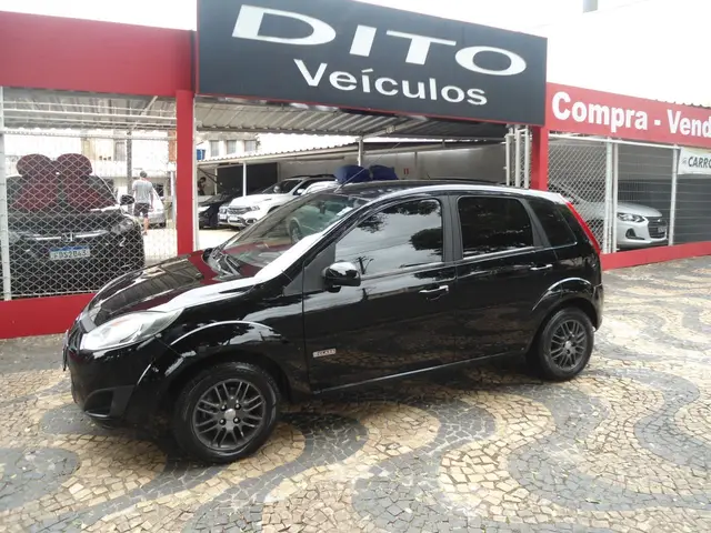 Carro Ford Fiesta Hatch 2011 1.0 (Flex)