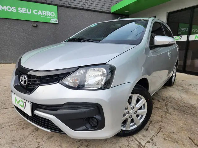 Carro Toyota Etios 2019 X Plus 1.5 (Aut) (Flex)