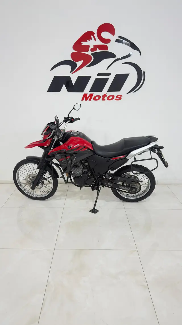 Moto Yamaha XTZ 250 Lander 2023 ABS