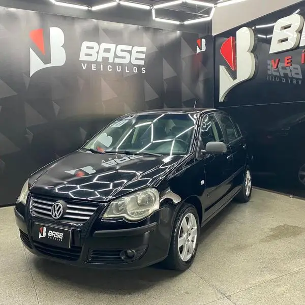 Carro Volkswagen Polo Sedan 2009 1.6 8V (Flex)