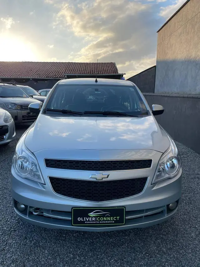Carro Chevrolet Agile 2011 LTZ 1.4 8V (Flex)