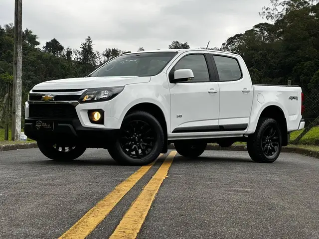 Carro Chevrolet S10 Cabine Dupla 2022 S10 2.8 CTDI LT 4WD (Cabine Dupla)