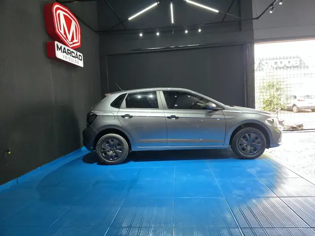Carro Volkswagen Polo 2025 Track 1.0 Flex 12V 5p