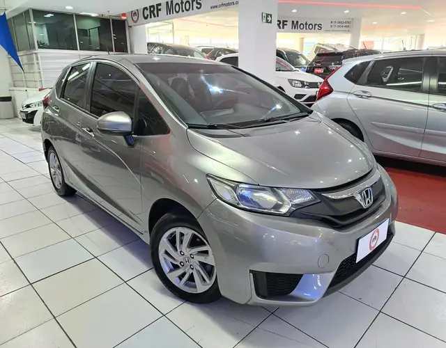 Carro Honda Fit 2016 1.5 16v LX CVT (Flex)