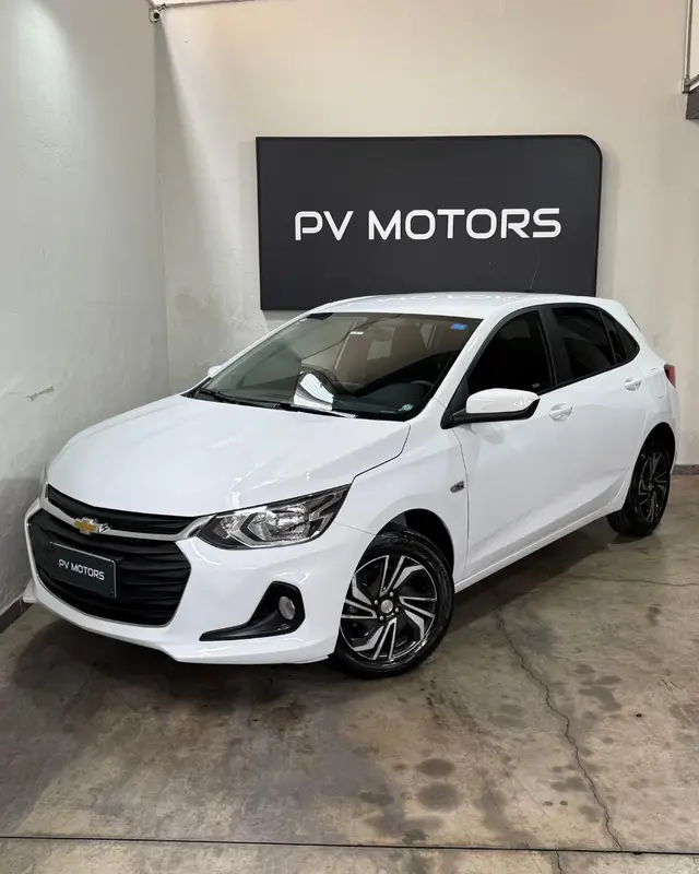 Carro Chevrolet Onix 2024 LT 1.0 Turbo