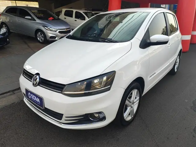 Carro Volkswagen Fox 2016 1.6 MSI Comfortline (Flex)