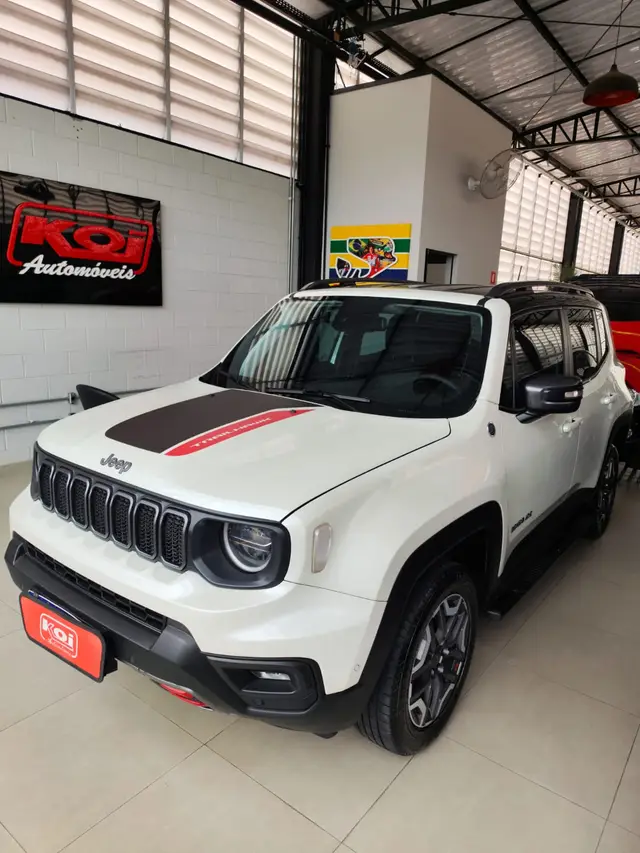 Carro Jeep Renegade 2022 Trailhawk T270 4x4 AT9