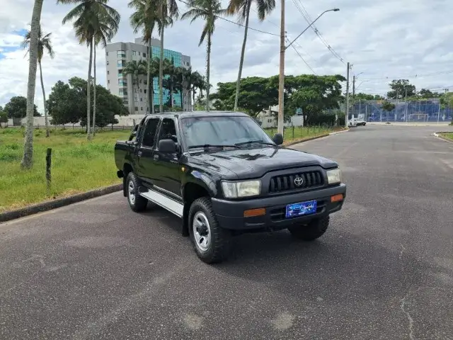 Carro Toyota Hilux Cabine Dupla 2004 Hilux DX 4x4 3.0 (cab. dupla)