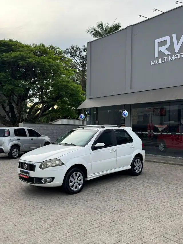 Carro Fiat Palio 2010 ELX 1.4 (Flex)