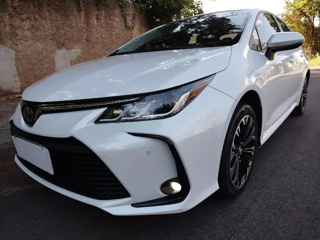 Carro Toyota Corolla 2023 XEi 2.0 Flex