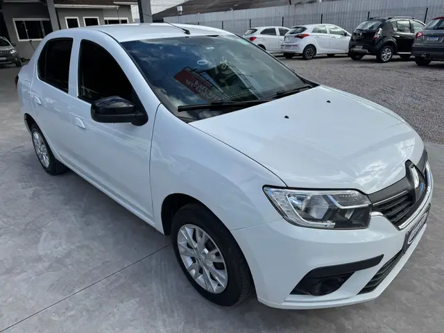 Carro Renault Logan 2024 Zen 1.0