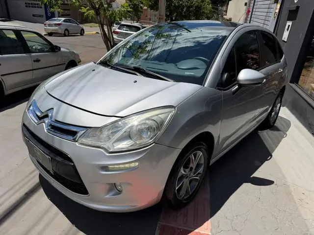 Carro Citroën C3 Picasso 2015 Tendance 1.5 8V (Flex)