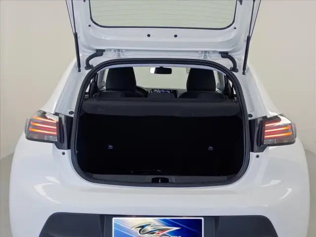 Carro Peugeot 208 2026 Active 1.0 MT