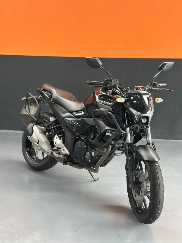 Moto Yamaha Fazer FZ15 2024 ABS