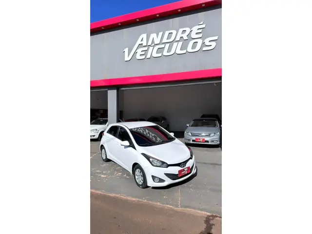 Carro Hyundai HB20S 2015 1.6 Comfort Plus (Flex)