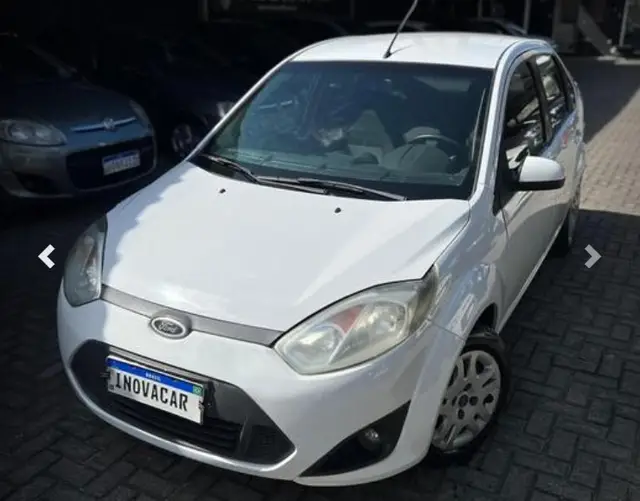 Carro Ford Fiesta Sedan 2014 SE 1.6 Rocam (Flex)