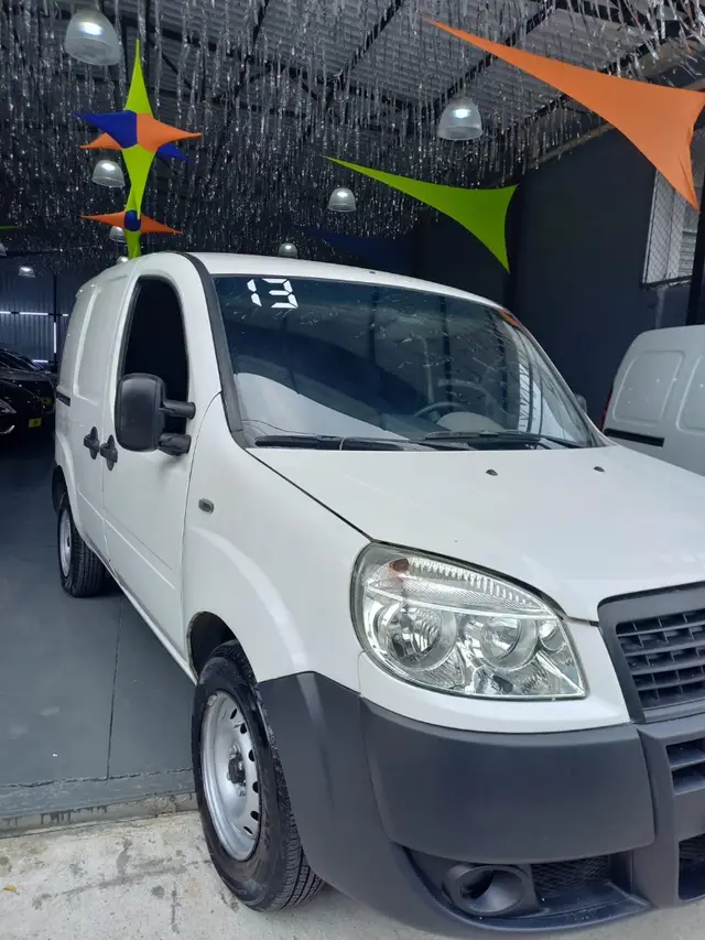 Carro Fiat Doblò Cargo 2013 1.4 8V (Flex)
