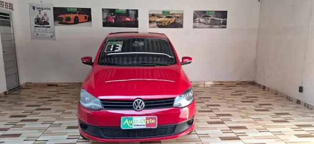 Carro Volkswagen Fox 2013 1.0 TEC (Flex) 4p