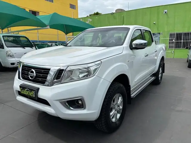 Carro Nissan Frontier 2018 2.3 TD CD SE 4x4 (Aut)