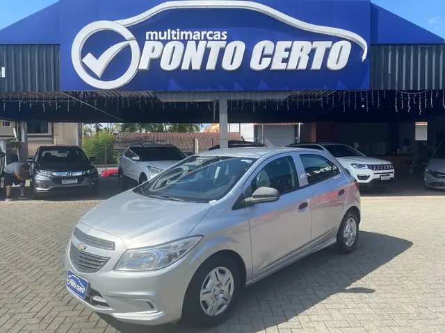Carro Chevrolet Onix 2018 LT 1.4 8V FlexPower 5p Mec.