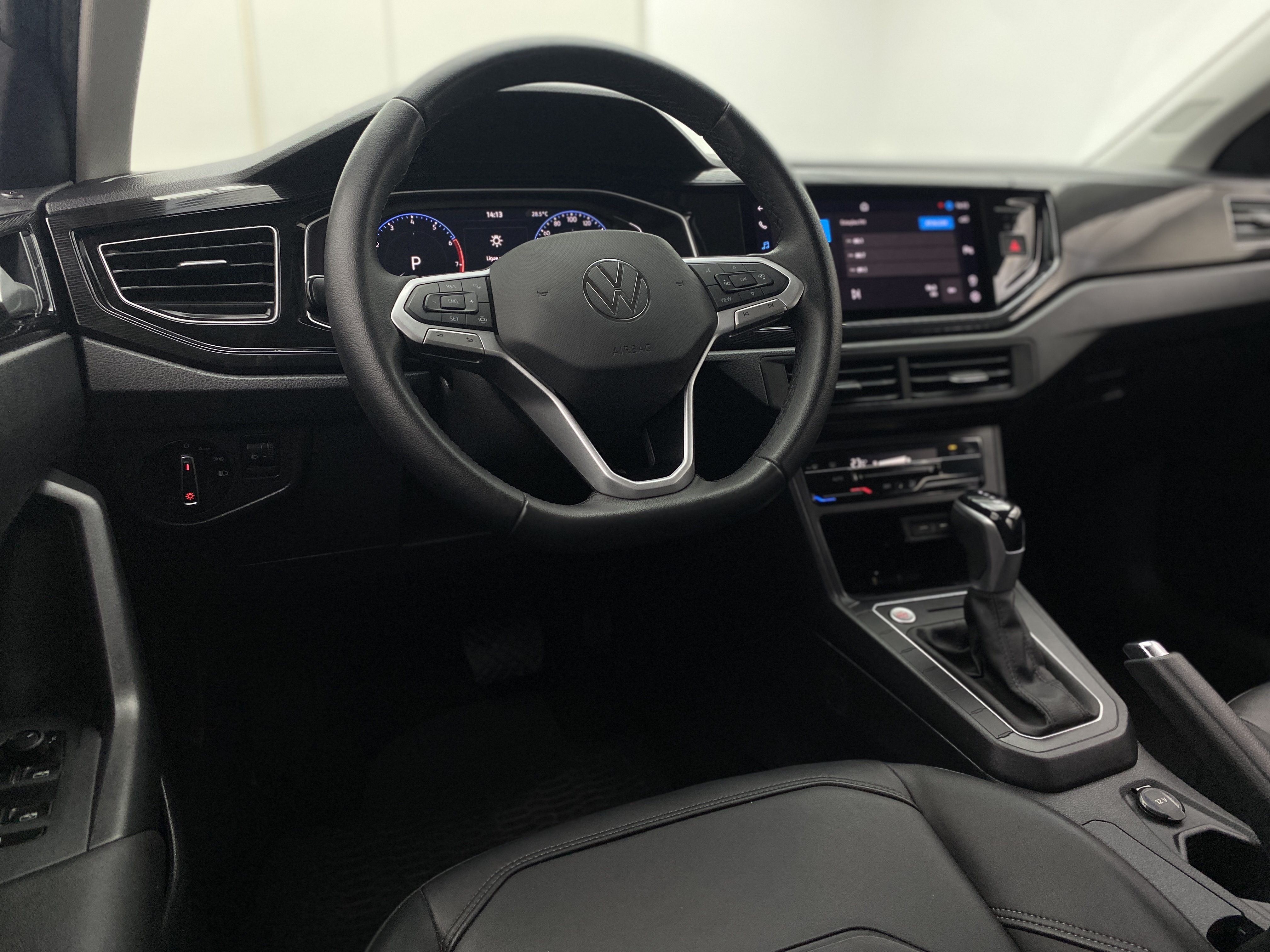 vw - volkswagen polo highline (aut) (flex)