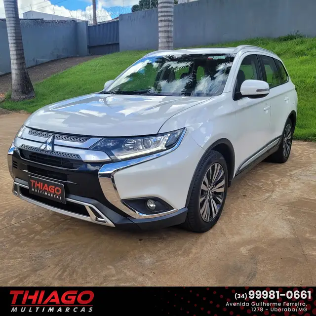 Carro Mitsubishi Outlander 2019 2.0 HPE 7L CVT